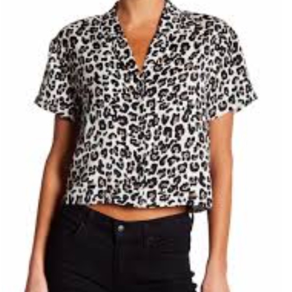 Sale!! Leopard print Top
